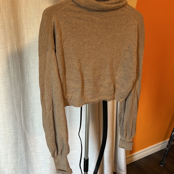 Wilfred turtle neck - Picture 2 of 3